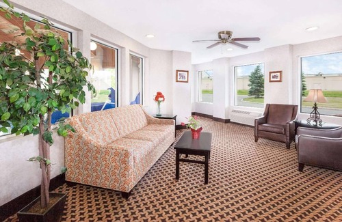 Howell Hotel | 50 m² Hotel ∙ 127 guests