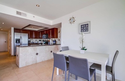 Mission Beach Condo | 50' of Ocean Front * Exclusive Ground Level Patio * AC
