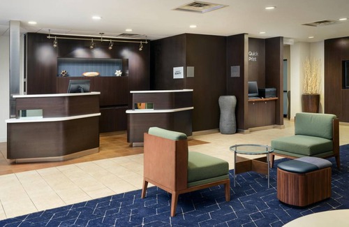 Longmont Hotel | 55 m² Hotel ∙ 127 guests