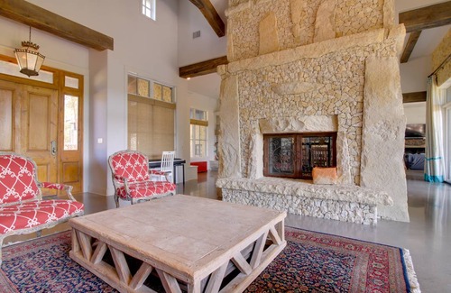 Austin House | 557 m² House ∙ 6 bedrooms ∙ 20 guests