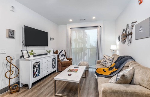 Rolling Mill Hill Condo | 57 m² Condo ∙ 1 bedroom ∙ 6 guests