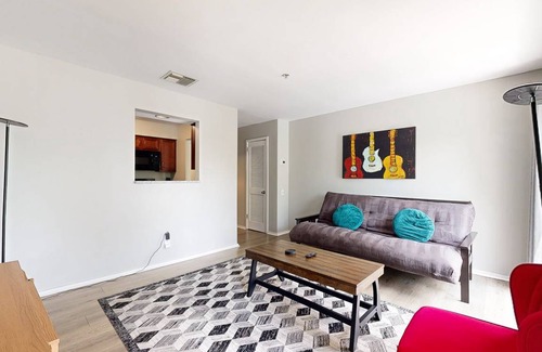 North Capitol Condo | 60 m² Condo ∙ 1 bedroom ∙ 4 guests