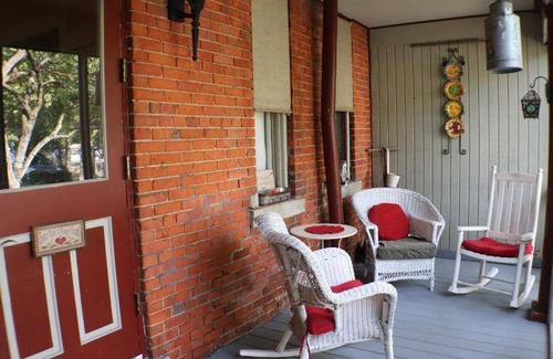 Italian Village Bed & Breakfast | 65 m² Bed and breakfast ∙ 127 guests