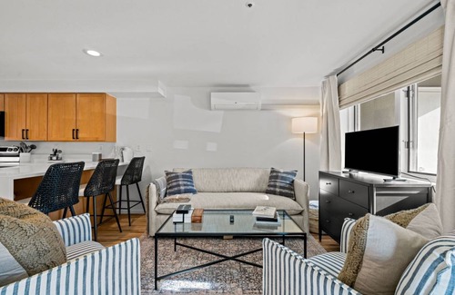 Downtown Condo | 65 m² Condo ∙ 1 bedroom ∙ 4 guests