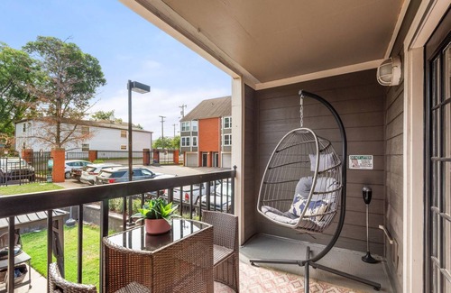 Rutledge Hill Condo | 66 m² Condo ∙ 1 bedroom ∙ 4 guests