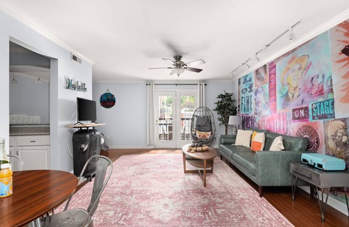 Rutledge Hill Condo | 66 m² Condo ∙ 1 bedroom ∙ 4 guests