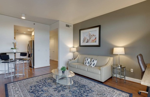 Old Town Chinatown Apartment | 69 m² Apartment ∙ 1 bedroom ∙ 4 guests