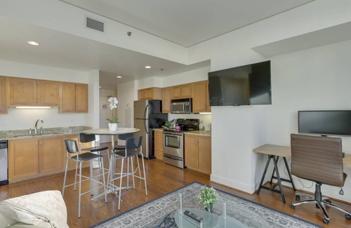 Old Town Chinatown Apartment | 70 m² Apartment ∙ 1 bedroom ∙ 4 guests