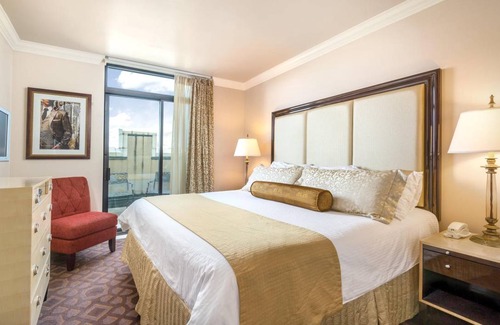 Downtown Seattle Hotel | 70 m² Hotel ∙ 127 guests