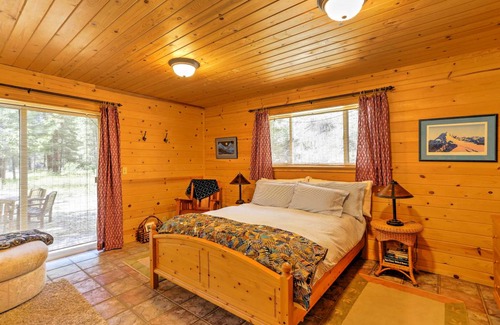 Winthrop Cottage | 74 m² Cabin ∙ 2 guests