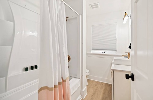 Hillsboro Village House | 74 m² House ∙ 1 bedroom ∙ 5 guests