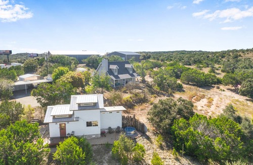 Dripping Springs House | 74 m² House ∙ 1 bedroom ∙ 2 guests