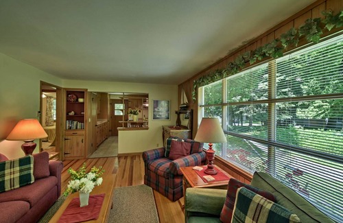 Fish Creek Cottage | 75 m² Cabin ∙ 2 bedrooms ∙ 4 guests