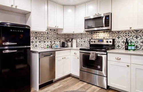 East Falls Church Apartment | 82 m² Apartment ∙ 1 bedroom ∙ 4 guests