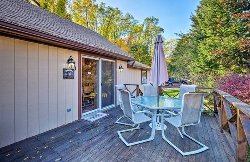 Bolton Landing Cottage | 83 m² Cabin ∙ 2 bedrooms ∙ 4 guests