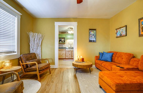 Truth or Consequences Cottage | 83 m² Cabin ∙ 2 bedrooms ∙ 5 guests