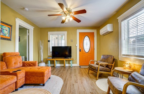 Truth or Consequences Cottage | 83 m² Cabin ∙ 2 bedrooms ∙ 5 guests