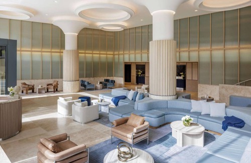 Near Northeast Hotel | 84 m² Hotel ∙ 127 guests
