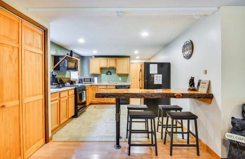 Brantingham Cottage | 92 m² Cabin ∙ 1 bedroom ∙ 4 guests
