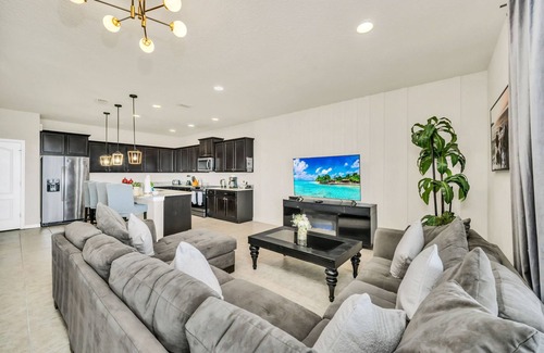 Florida Central Atlantic Coast House | 9Br/6Ba lake view Pool House from $280/nt, Close To Disney