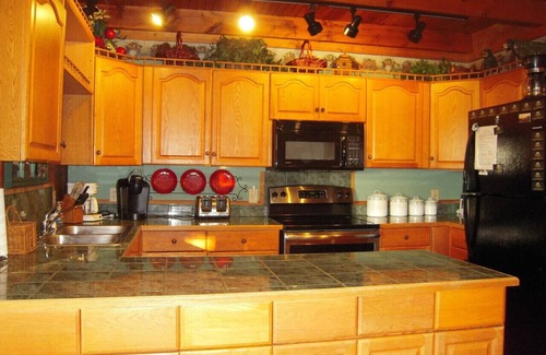 Gatlinburg - Pigeon Forge Cabin | A Beautiful View in Shagbark