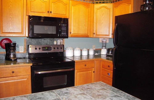 Gatlinburg - Pigeon Forge Cabin | A Beautiful View in Shagbark