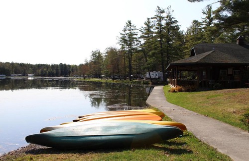 Corinth Resort | Alpine Lake Lakefront Park Model 1
