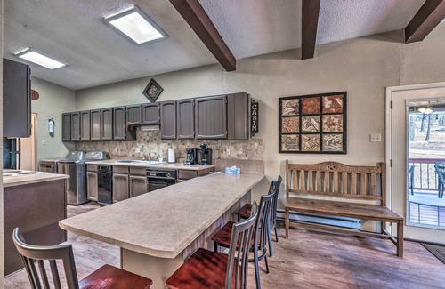Alto Condo | Alto Condo w/Deck: 2 Mi to Ruidoso Winter Park!