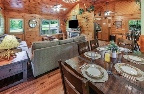 Sevierville Cabin | Amazing & beautiful with huge yard for kids to play with outdoor games, fire pit