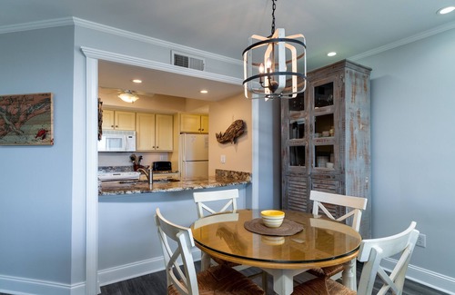 Seabrook Island House | Amazing End-Unit Villa w/Water/Beach Views! Dog Friendly! 5-Star! Amenity Cards!