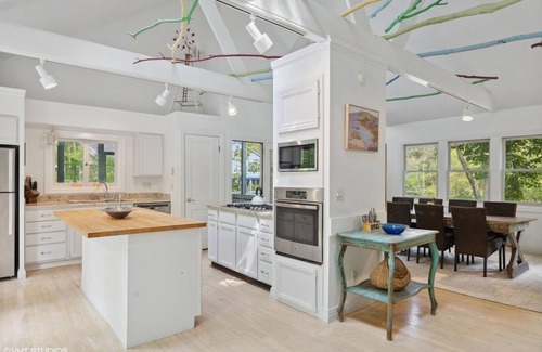 Lakeside House | Amazing find! Quiet house w/pool and screened porch. Close to beach.