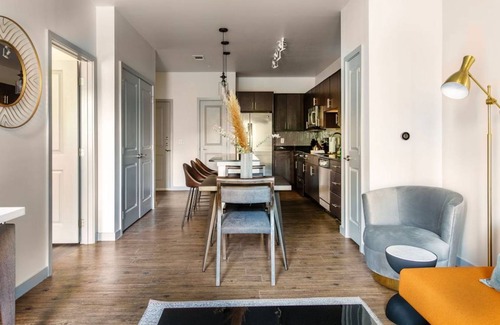 Midtown Apartment | Apartment ∙ 1 bedroom ∙ 3 guests