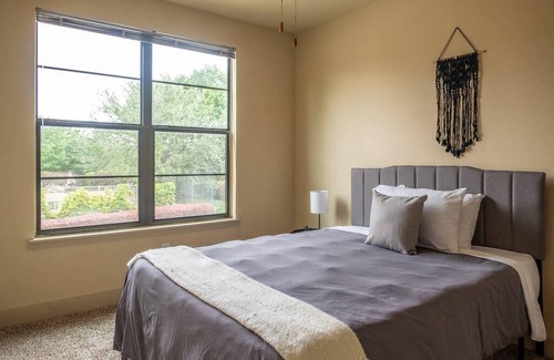 Downtown Fort Worth Apartment | Apartment ∙ 2 bedrooms ∙ 6 guests