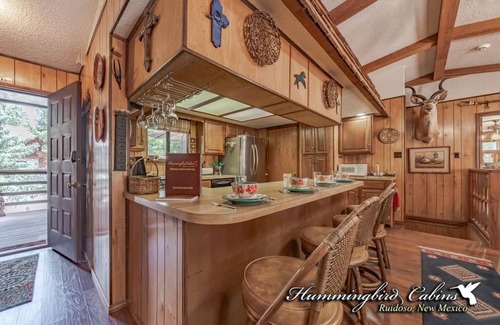 Ruidoso Cabin | At Wit's End: 'Don't be at your wit's end' looking for a vacation rental!' Hot tub & Pool Table