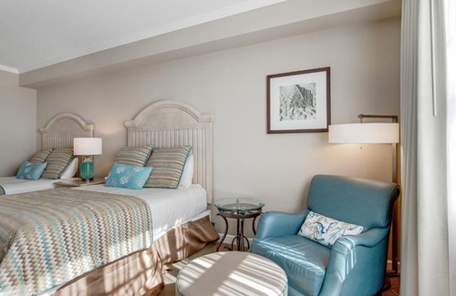 Isle of Palms Hotel | B317 Residence at Sweetgrass