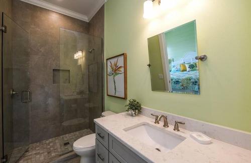Bradenton Beach House | Bayfront Retreat by AMI Locals