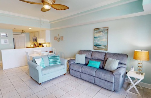 Tybee Island Condo | Beachfront condo w. stunning views + resort amenities.