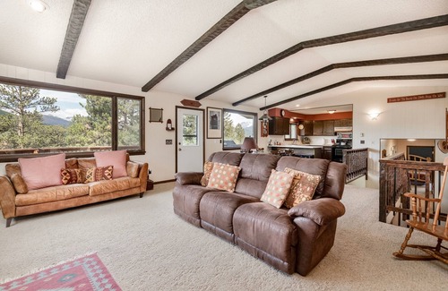Windcliff Estates House | Bear Cove Vacation Home at Windcliff by RedAwning