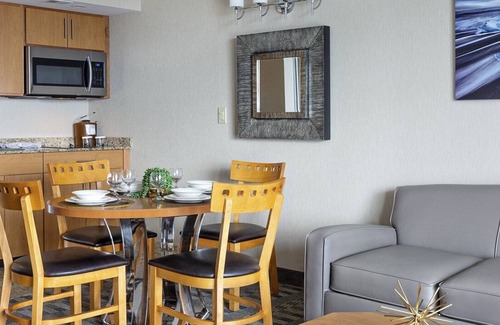 Atlantic City Apartment | Beautiful 2 bedroom unit at resort, sleeps 6