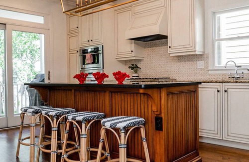 Isle of Palms House | Beautiful Grand Pavilion - steps to the beach with Grand Pavilion Pool Access