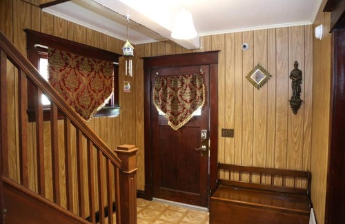 Niagara Falls Apartment | Beautiful View Home attractions by Niagara Falls River NY