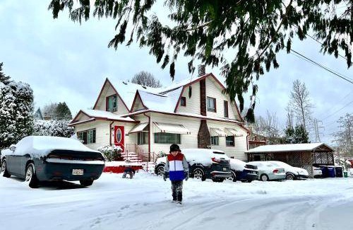 Rainier Valley Bed & Breakfast | Bed and breakfast ∙ 1 bedroom ∙ 2 guests