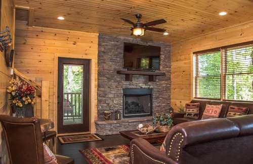 Pigeon Forge House | Black Bear Getaway