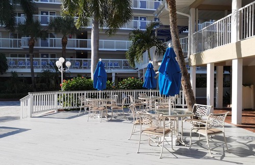 St. Pete Beach Apartment | Bluegreen at TradeWinds - Gulf Front Studio