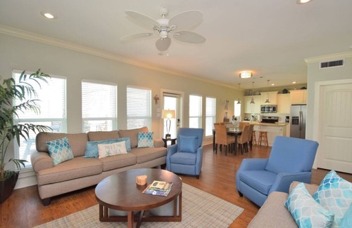 Port Bolivar House | Changes in Latitudes - 2ND ROW GULF/BEACHVIEWS! - 4/3, Sleeps 14