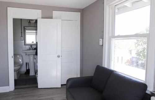 Nashville Hotel | Charming 1 BR 10 Min to Nash