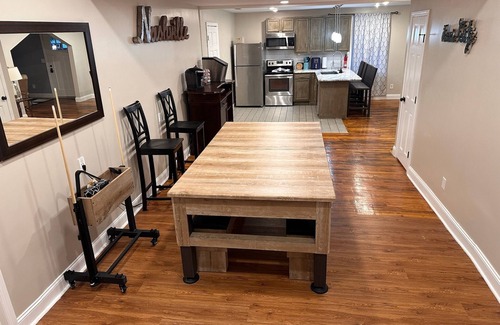 Glencliff House | Charming 5BR 5BA home with driveway and yard near downtown!