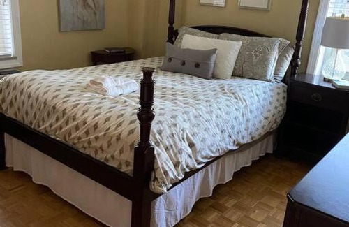 Downtown Atlanta Apartment | Charming Condo Downtown. Next to AmericasMart. 3N