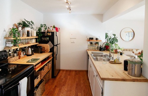 Whittier Condo | Charming Danish 'Hygge'-Home in the heart of Boulder