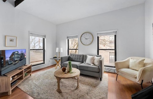 Mount Adams Apartment | Charming Mt Adams 1BR in Prime Location